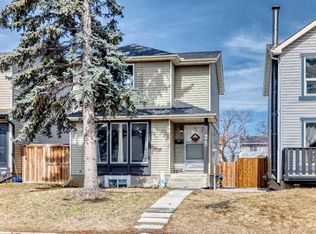25 S Erin Ridge Rd SE, Calgary, AB T2B2W2
