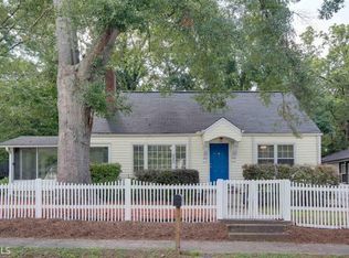 2260 Dauphine St, East Pt, GA