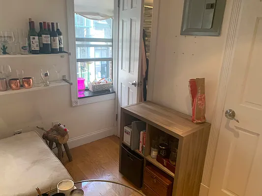 Rented by 9300 Realty, Inc. | media 11