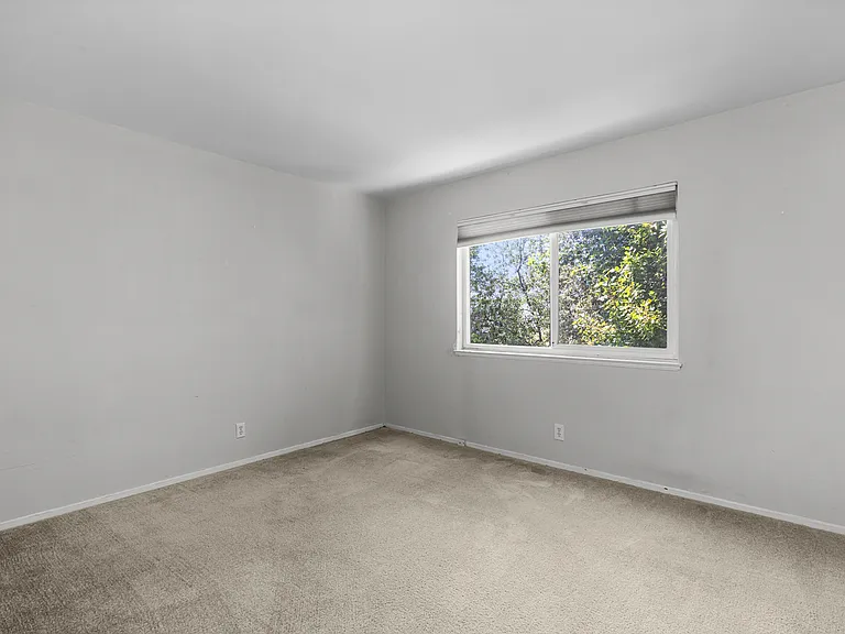 2235 Ashby Ave #202 — Photo 15