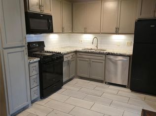 5203 Pensdale St, Houston, TX 77033