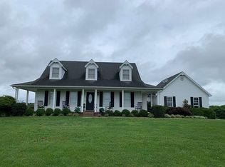 8352 Lawrenceburg Rd, Chaplin, KY 40012