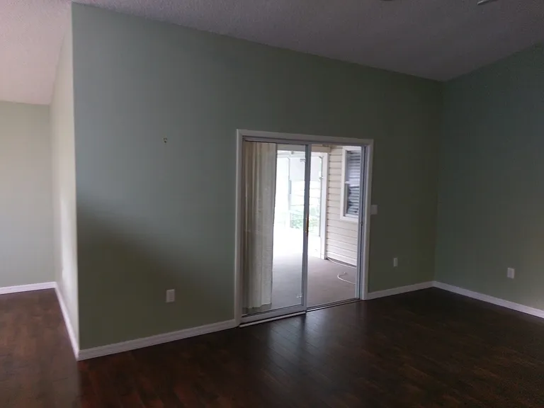 1432 New Abbey Ave — Photo 7