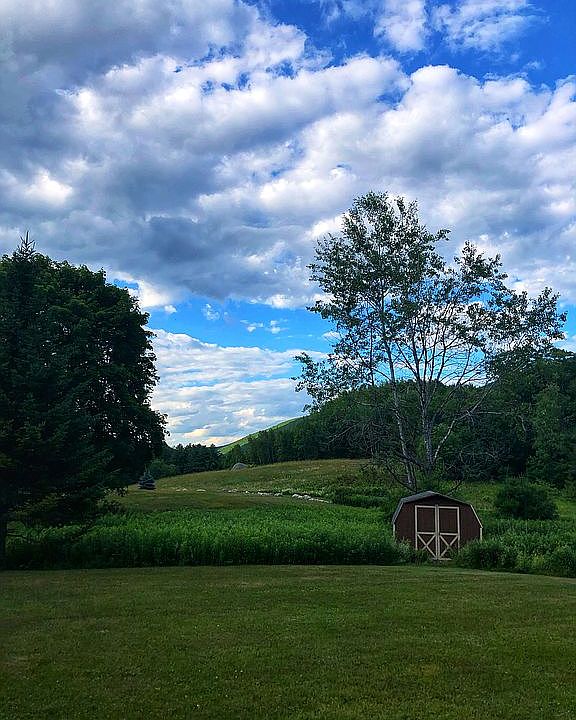2nd image of 270 Daniels Rd