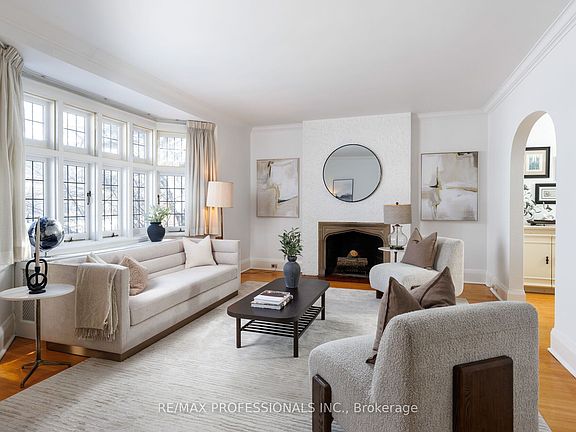 3rd image of 50 Wendover Rd