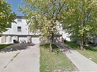 1015 NE 2nd St, Blue Springs, MO 64014