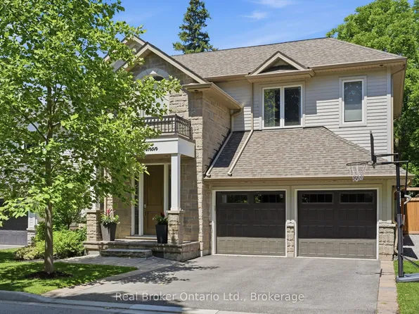 2541 Kate Cmn, Oakville, ON L6L 0E9