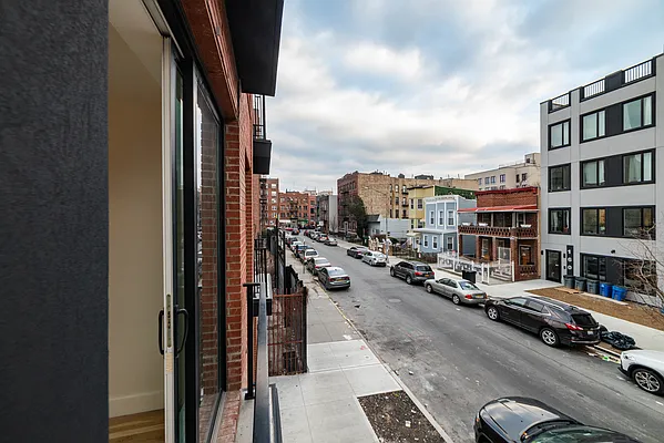 Rented by YHT Management Inc. | media 22