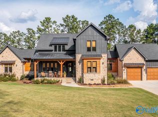 1634 Church Cir, Gadsden, AL 35901