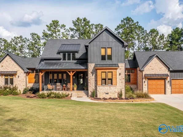 1634 Church Cir, Gadsden, AL 35901