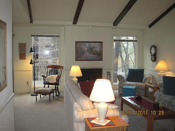 4th image of 116 Pine Cove Cir
