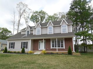 1312 Roselle Dr, Millville, NJ 08332