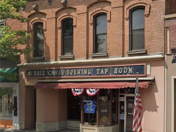 137 S Peterboro St, Canastota, NY 13032