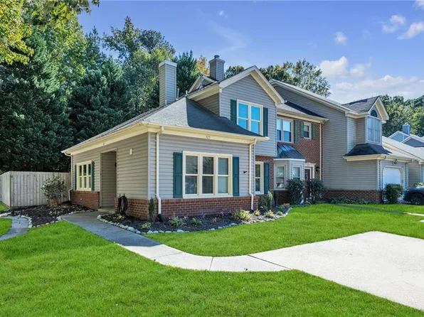 125 Three Notched Rd, Yorktown, VA 23692