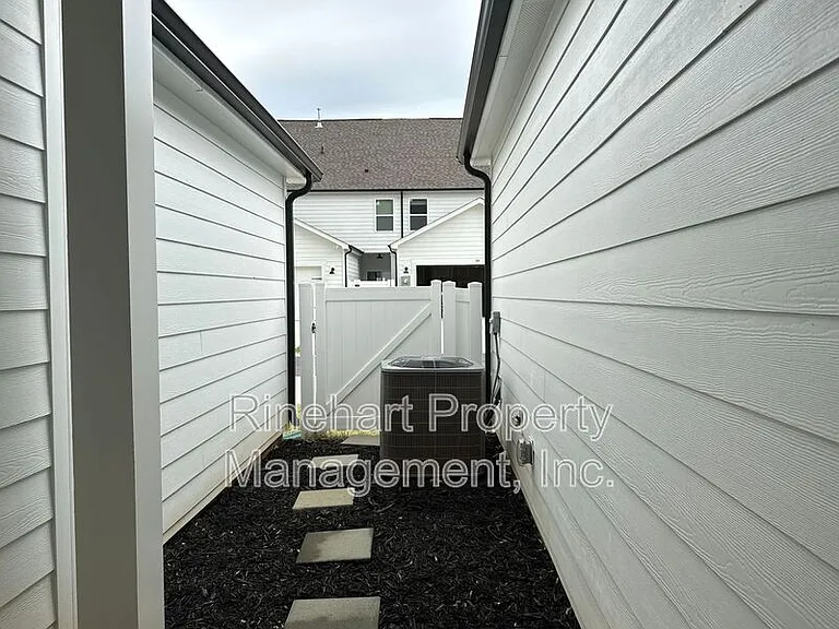 328 Ginsberg Rd — Photo 28