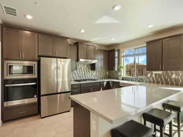 2912 Zinnia Way, Lodi, CA 95242