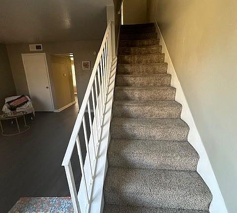 5th image of 2050 Royal Ln APT 1190
