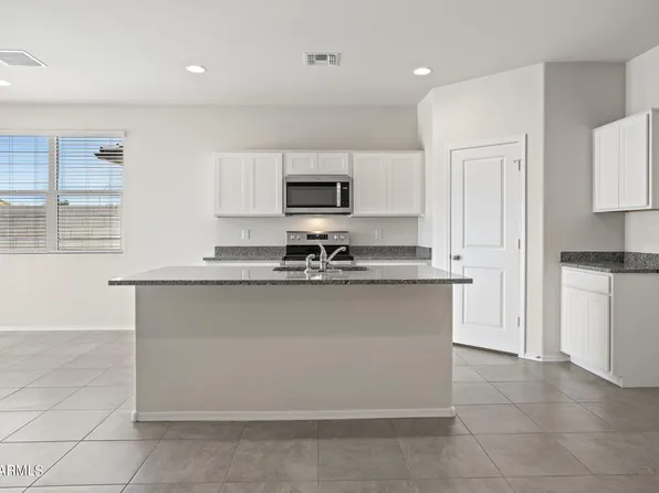 1351 W SHANNONS Way, Coolidge, AZ 85128