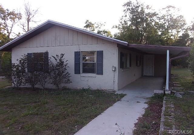 1st image of 730 W Kuhns Ln