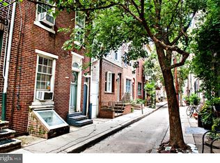 910 League St, Philadelphia, PA 19147