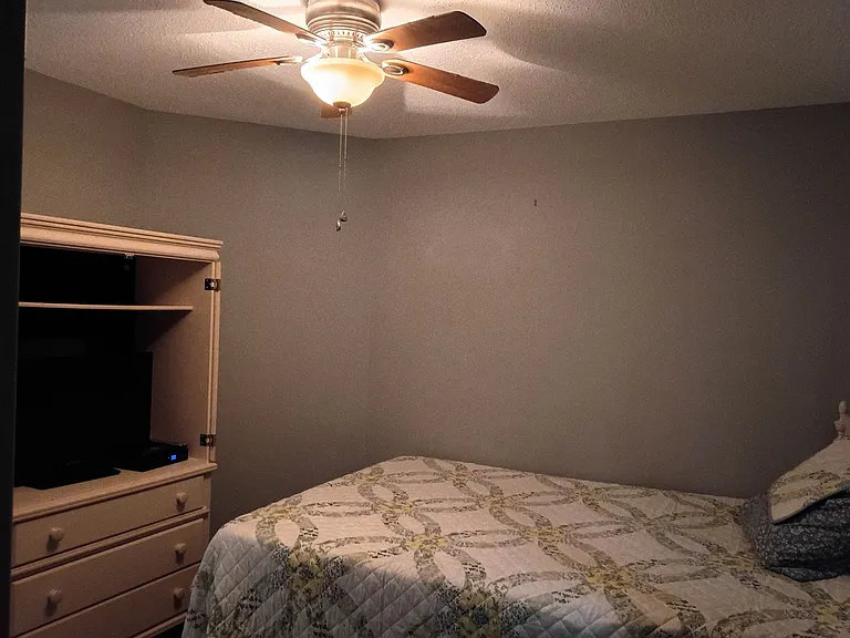 1870 Auburn Ln #20-A — Photo 11
