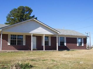 300 Northcutt, Linden, TX 75563
