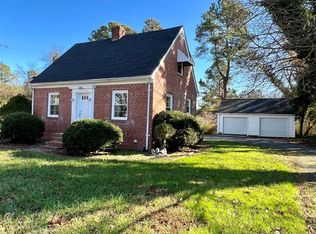 17626 Richmond Rd, Callao, VA 22435