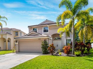 7798 Oak Grove Cir, Lake Worth, FL 33467