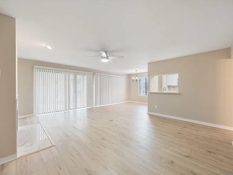 1041 Signal Ridge Pl — Photo 3