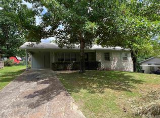 1601 Richard St, Hot Springs, AR 71913