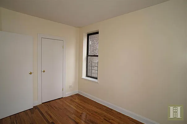 Rented by Halstead Real Estate | media 4