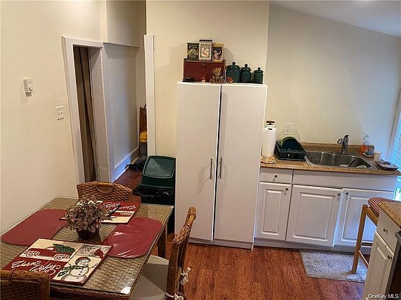 3rd image of 67 Ulster Ave #2