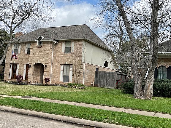 2nd image of 1214 Pioneer Dr