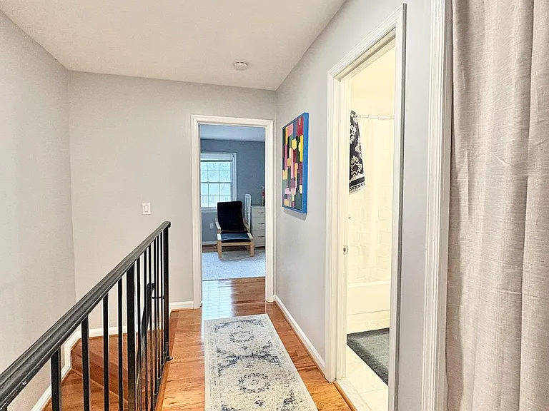 9710 Lakepointe Dr — Photo 28