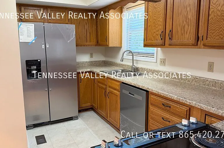 1277 Halifax Rd — Photo 9