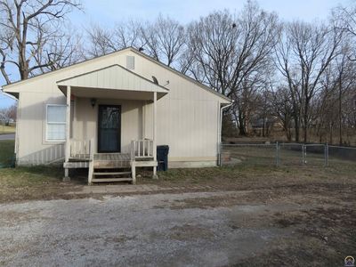 411 W Lake St, Mc Louth, KS, 66054