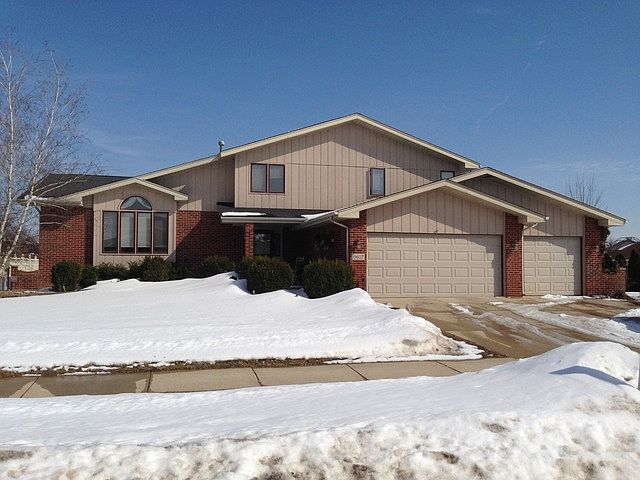 1st image of 19607 Brookridge Dr