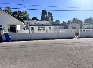 11836 Laurelwood Dr, Studio City, CA 91604