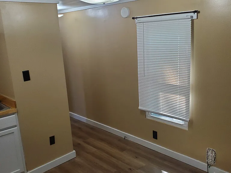 107 Chandler Ave #MANUFACTUR — Photo 37