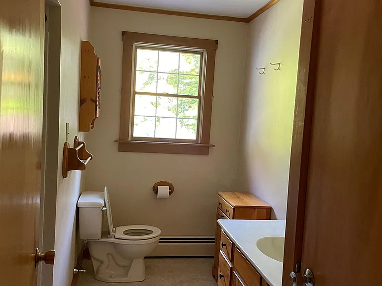 64 Church St — Photo 17