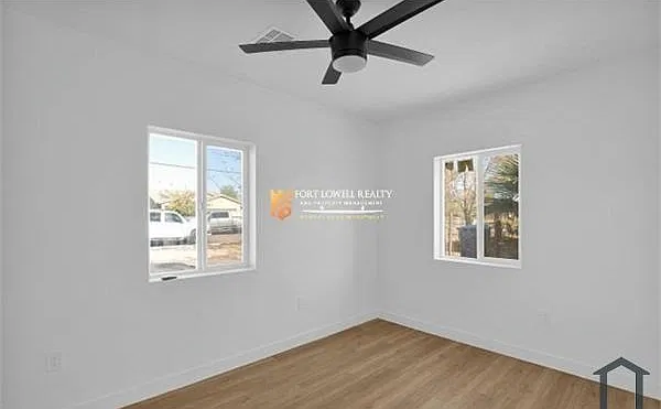 2 bed, 700 sqft, $1,200 — Photo 4