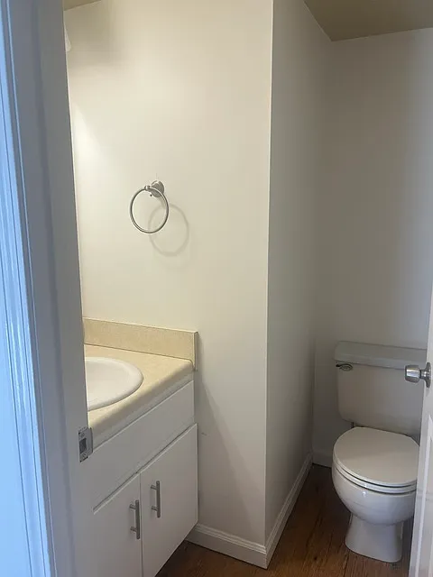 2 bed, 1.5 bath, 1224 sqft, $1,650 — Photo 4