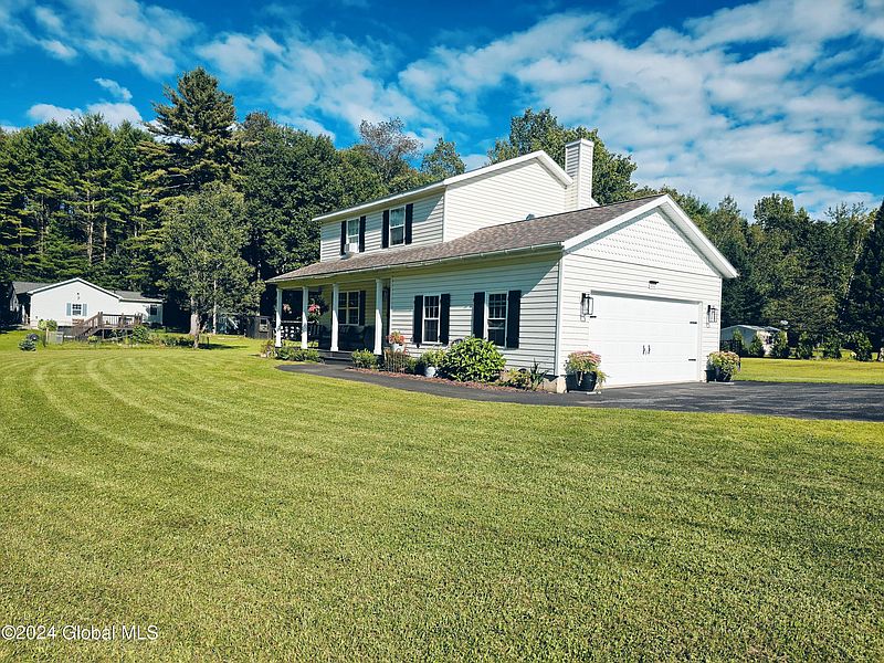 3rd image of 102 Achilles Lane