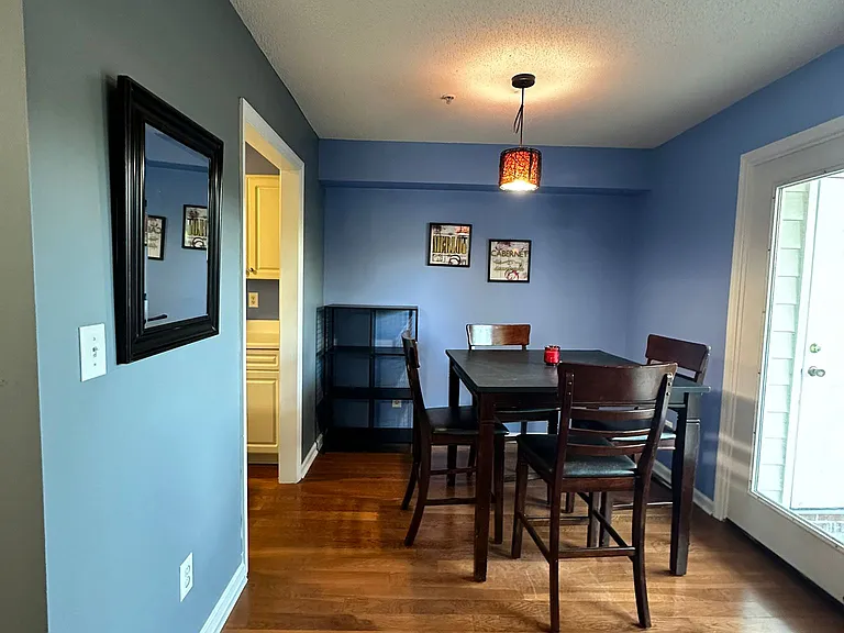 906 Litchfield Way #C — Photo 11