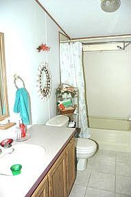 5th image of 375 Camellia Dr