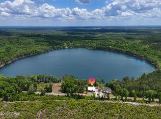 182 Blue Pond Cir, Ponce De Leon, FL 32455