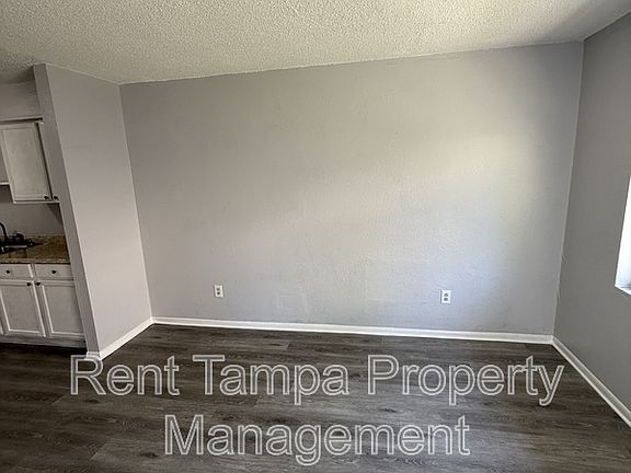 5th image of 8304 N Mulberry St