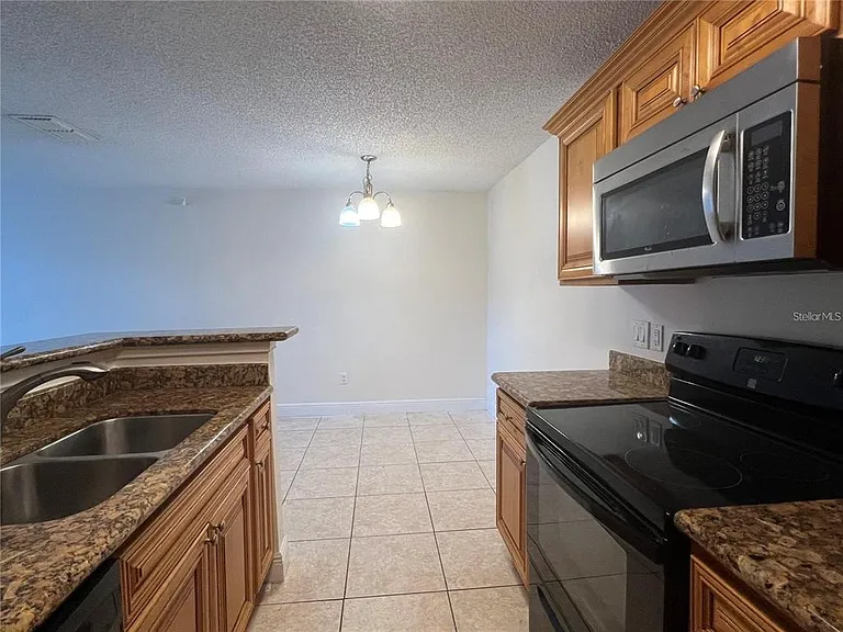 2504 Grassy Point Dr #202 — Photo 7