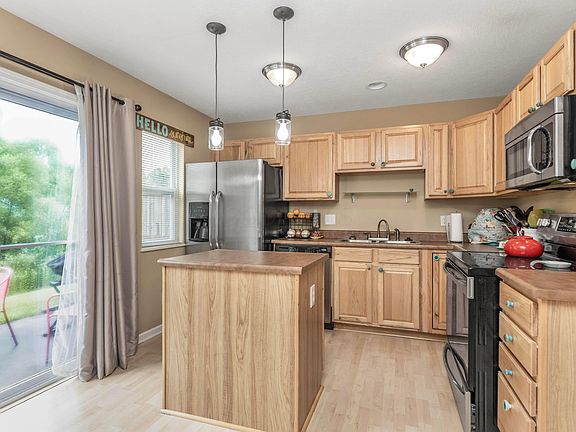 4th image of 8406 Varden Ct #2103