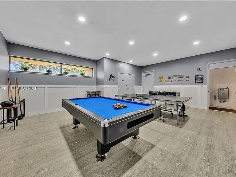 2240 N Cypress Bend Dr #204 — Photo 44
